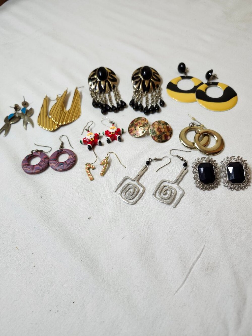 Lot of 12 earrings